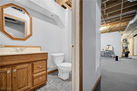 3473 Auvergne Oval Brunswick OH 44212