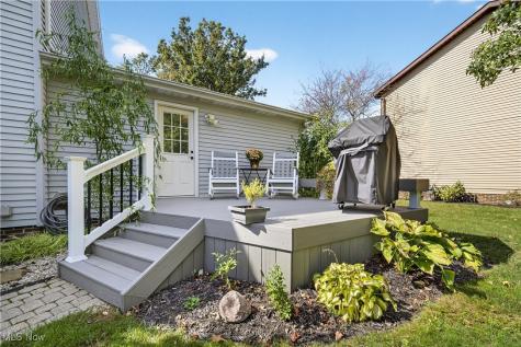 3473 Auvergne Oval Brunswick OH 44212