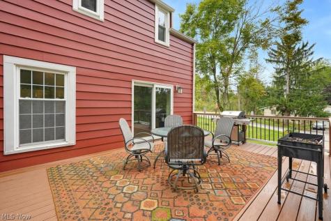 7749 State Route 43 Kent OH 44240