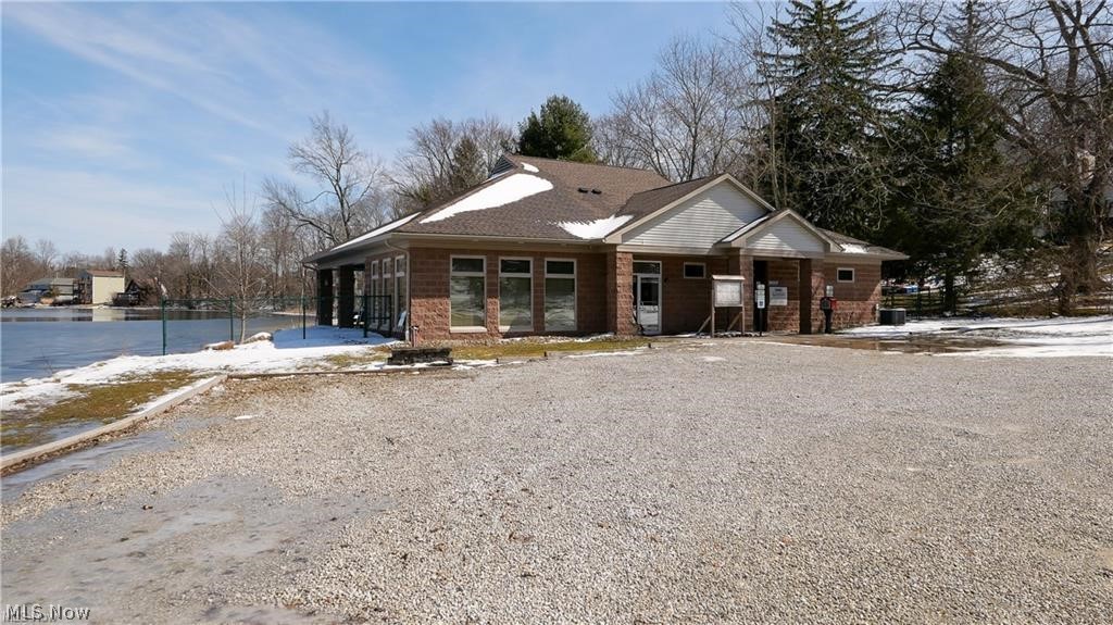7749 State Route 43 Kent OH 44240