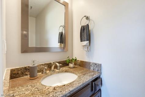 400 Seneca Court Avon Lake OH 44012