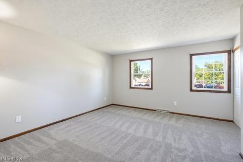 400 Seneca Court Avon Lake OH 44012