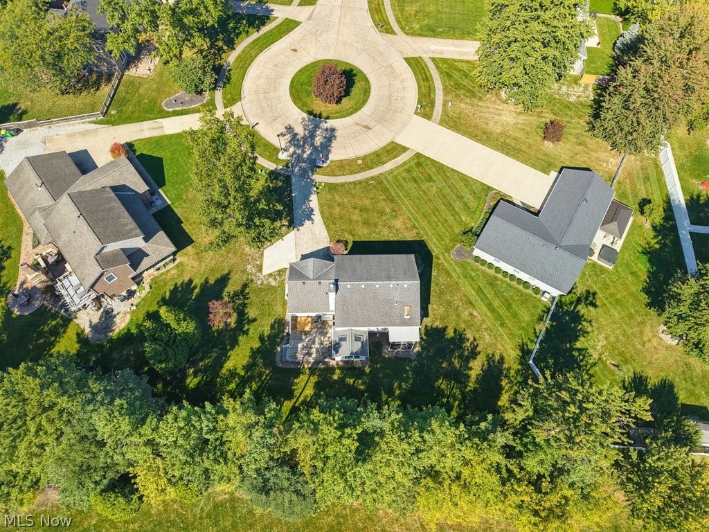 400 Seneca Court Avon Lake OH 44012