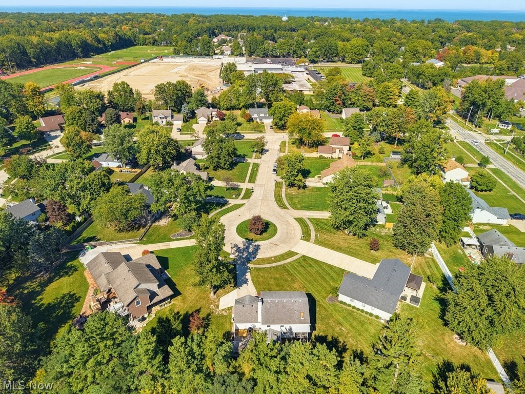 400 Seneca Court Avon Lake OH 44012