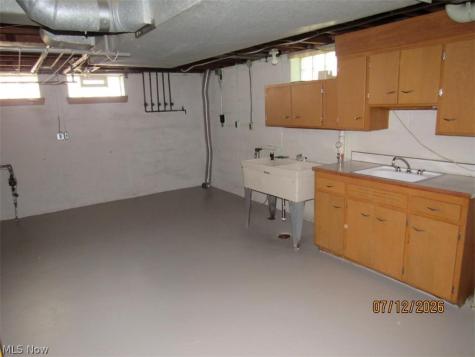 21441 Fuller Avenue Euclid OH 44123