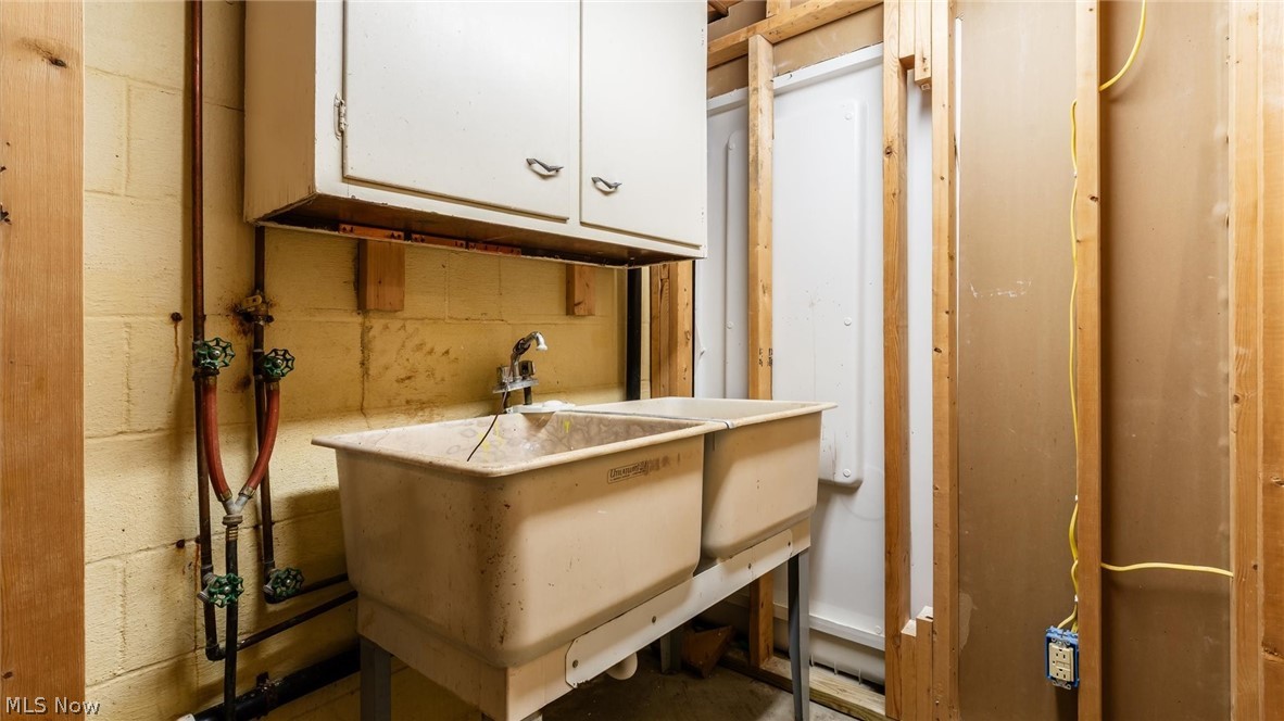 254 Sycamore Street Duncan Falls OH 43734