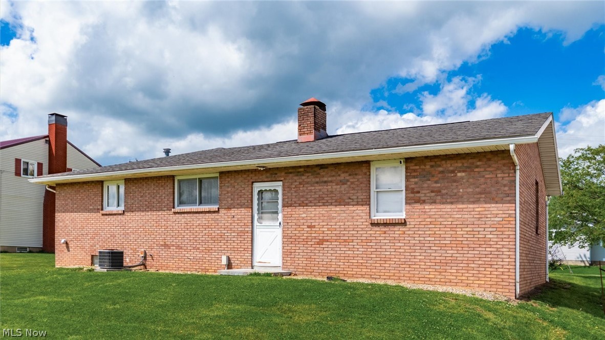 254 Sycamore Street Duncan Falls OH 43734