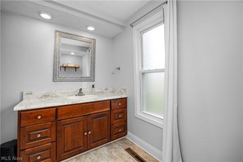 266 State Route 58 Sullivan OH 44880
