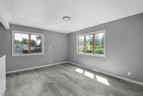 297 Paul Street Bedford OH 44146