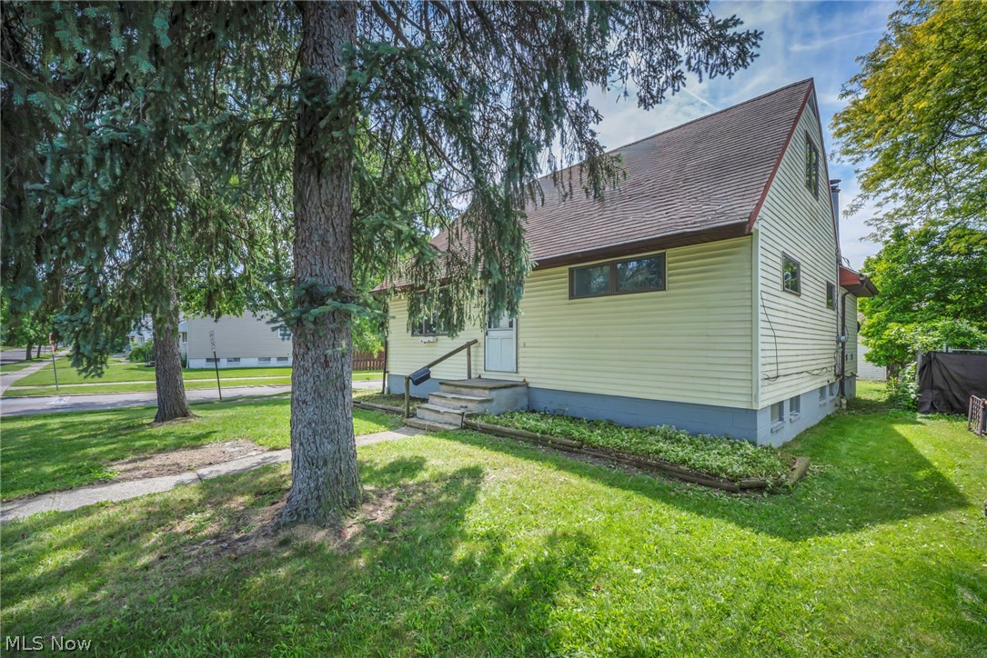 297 Paul Street Bedford OH 44146