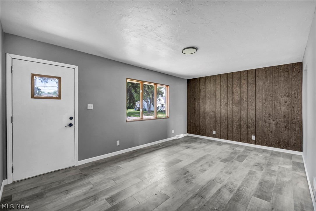 297 Paul Street Bedford OH 44146