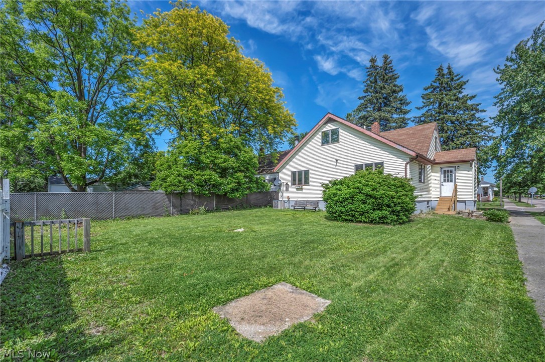 297 Paul Street Bedford OH 44146