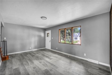 297 Paul Street Bedford OH 44146