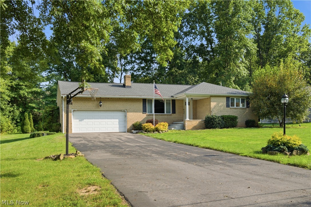 6987 White Oak Drive Hubbard OH 44425