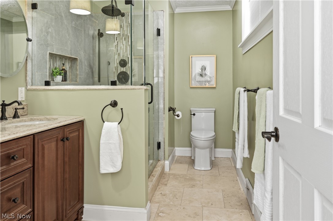 6987 White Oak Drive Hubbard OH 44425