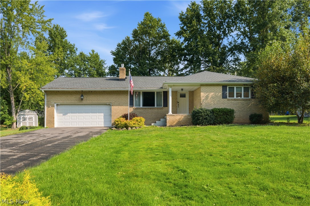 6987 White Oak Drive Hubbard OH 44425