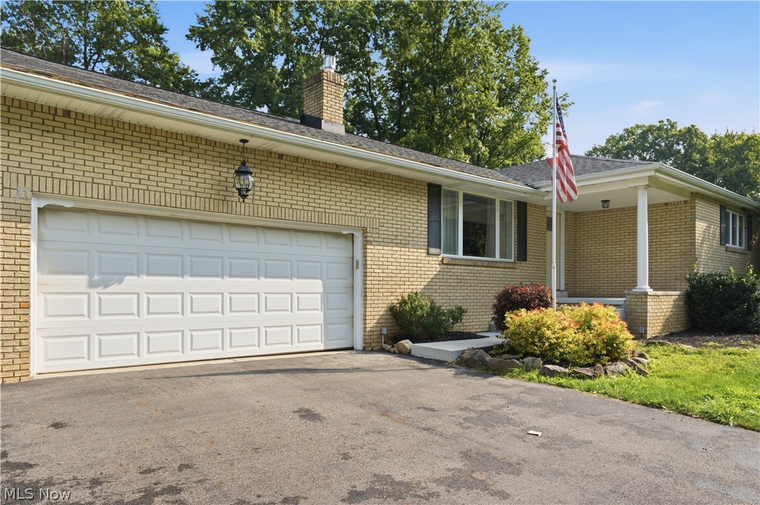 6987 White Oak Drive Hubbard OH 44425