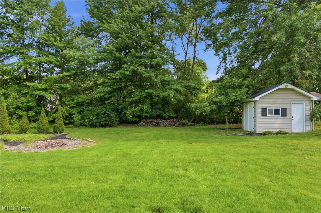 6987 White Oak Drive Hubbard OH 44425
