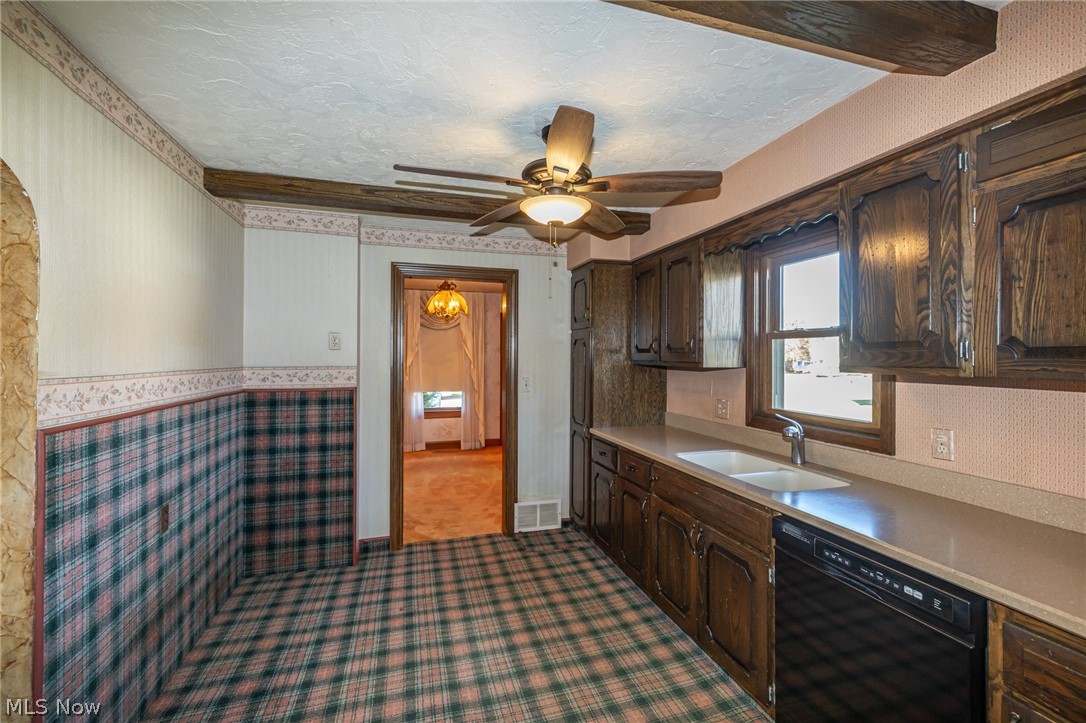 1327 Hillsdale Avenue Lorain OH 44052