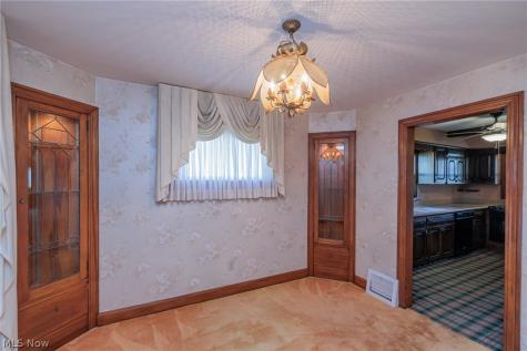 1327 Hillsdale Avenue Lorain OH 44052