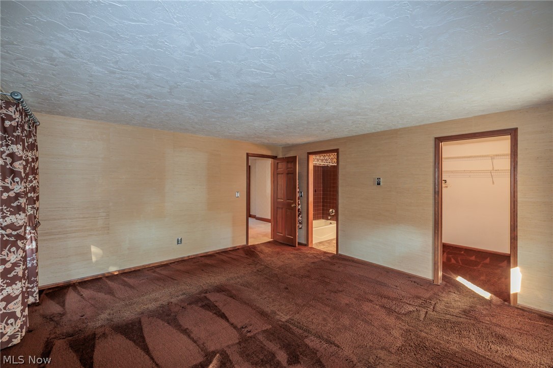 1327 Hillsdale Avenue Lorain OH 44052