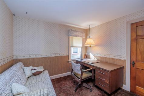 1327 Hillsdale Avenue Lorain OH 44052