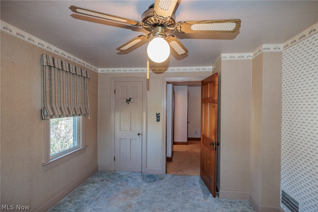 1327 Hillsdale Avenue Lorain OH 44052