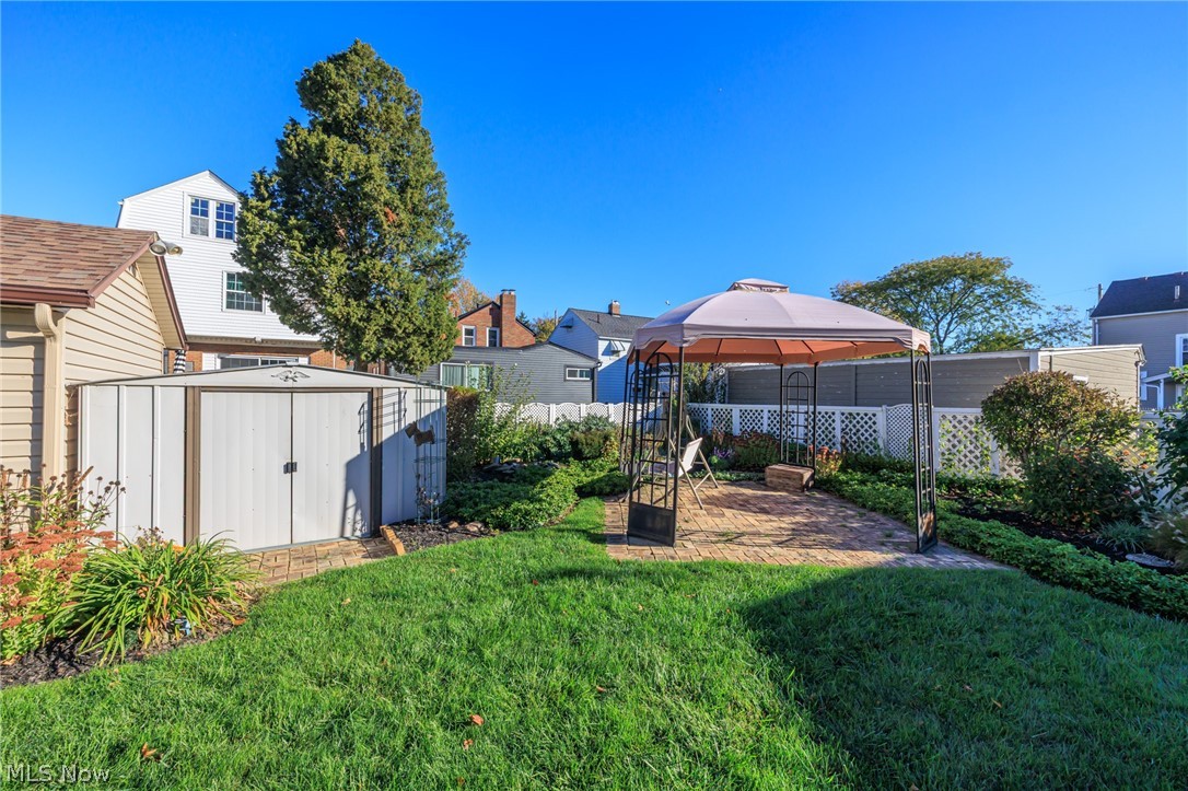 1327 Hillsdale Avenue Lorain OH 44052