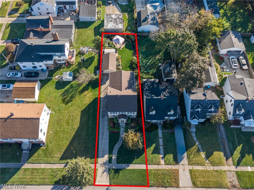 1327 Hillsdale Avenue Lorain OH 44052