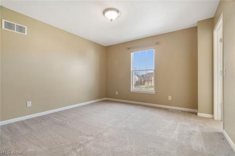 3196 Dunstone Circle Akron OH 44312