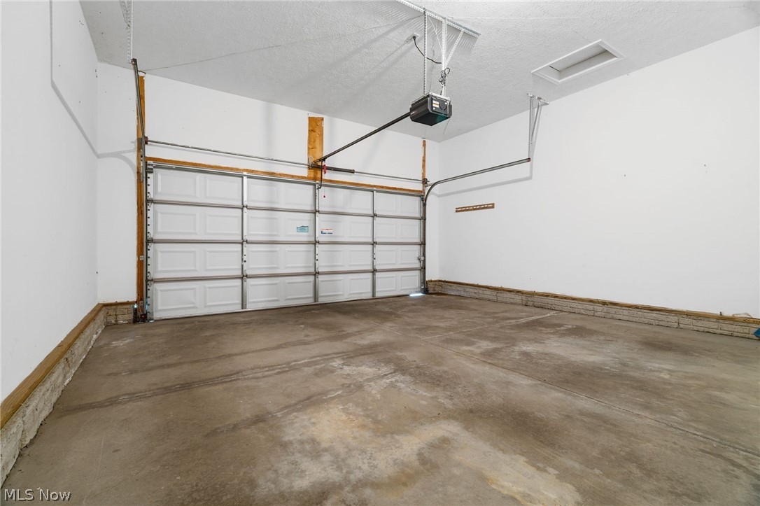 3196 Dunstone Circle Akron OH 44312
