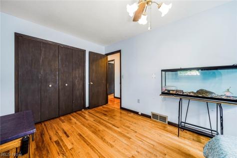 37377 Green Drive Eastlake OH 44095
