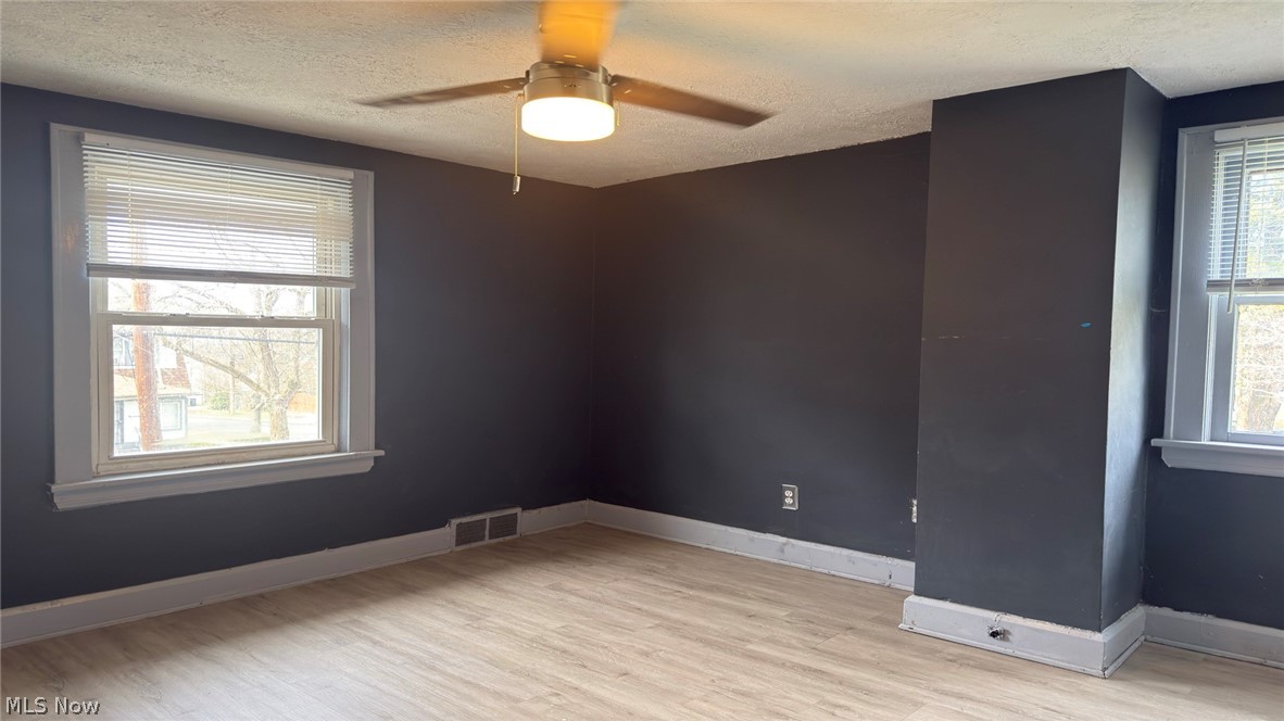 379 Noah Avenue Akron OH 44320