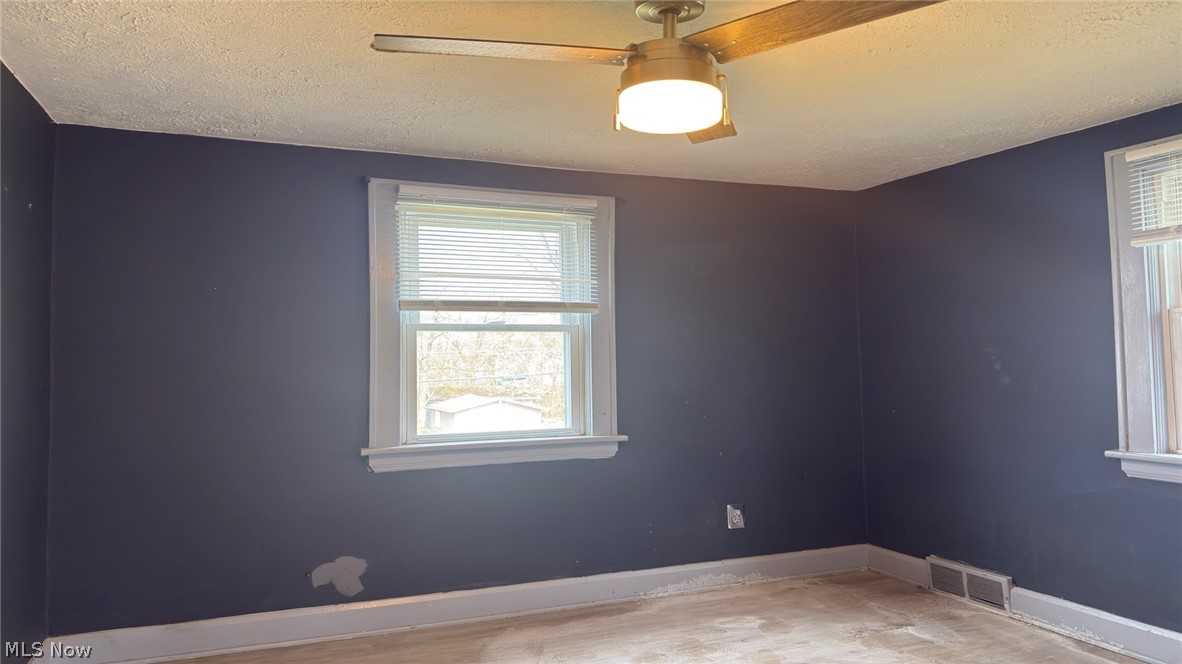 379 Noah Avenue Akron OH 44320