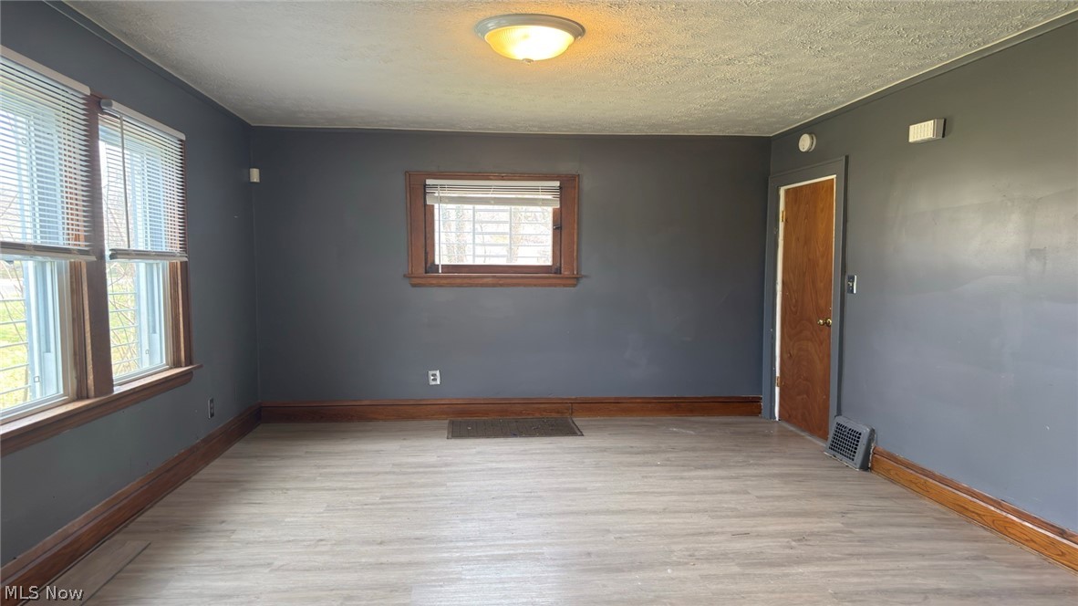 379 Noah Avenue Akron OH 44320