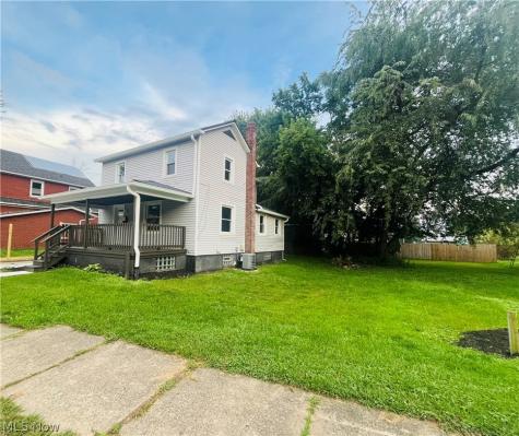 605 Chestnut Street Minerva OH 44657
