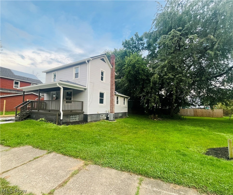 605 Chestnut Street Minerva OH 44657