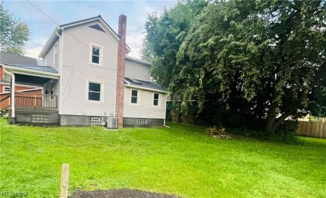 605 Chestnut Street Minerva OH 44657