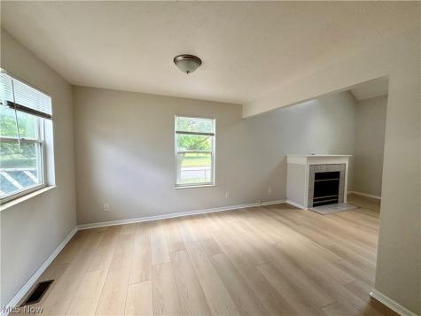 3773 Thurgood Avenue Cleveland OH 44115