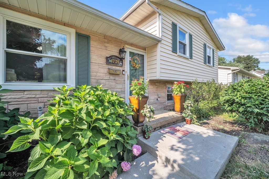 1735 Woodruff Avenue NW Massillon OH 44647