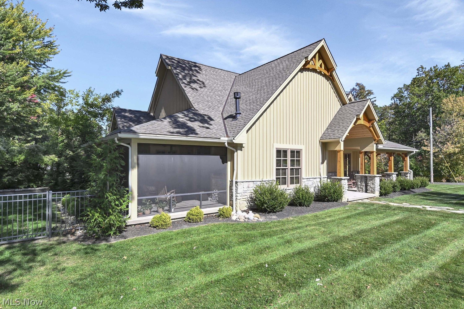 354 W Glen Park Drive Bay Village OH 44140