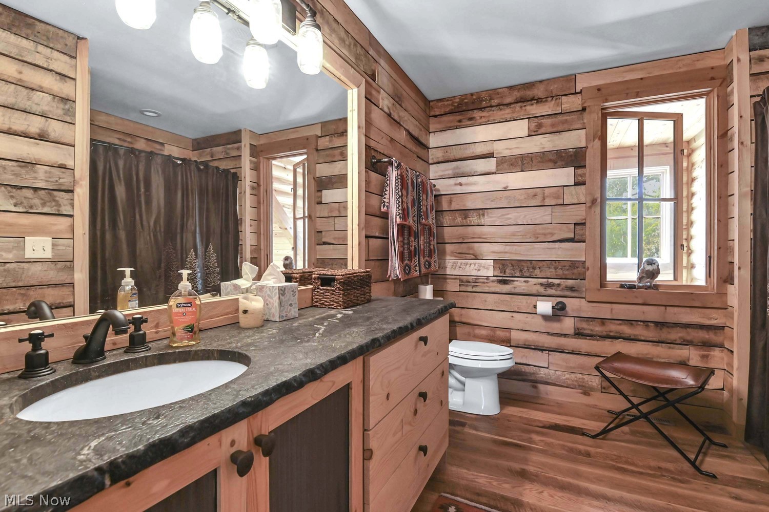 354 W Glen Park Drive Bay Village OH 44140