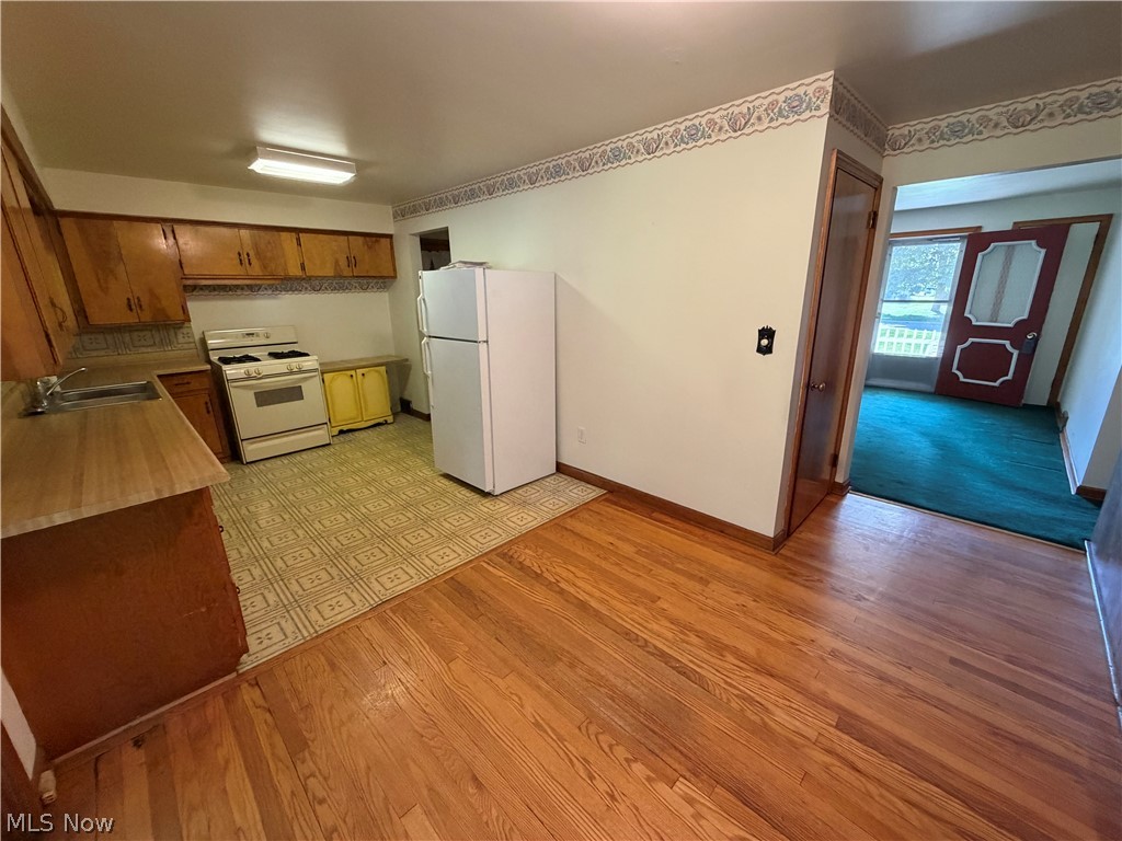 40 N West Columbiana OH 44408