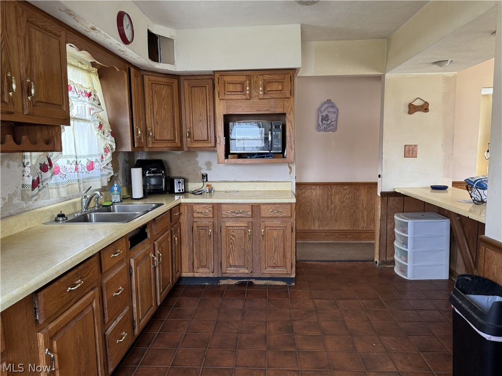 2112 Warren Avenue Akron OH 44320