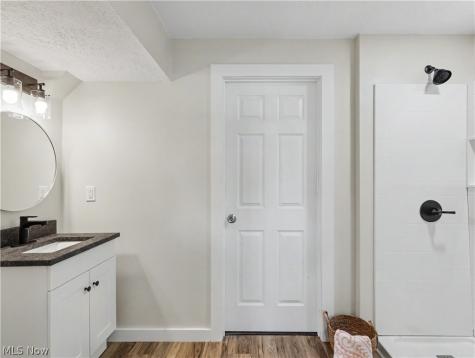 6275 Taylor Road Clinton OH 44216