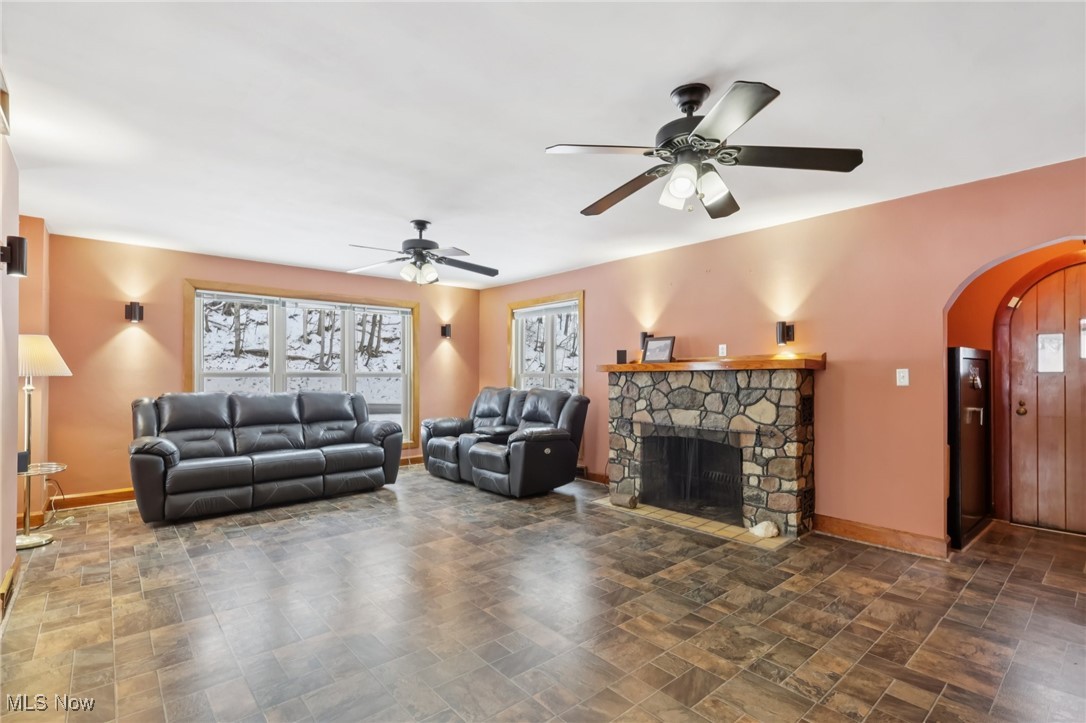 15369 Old Lincoln Highway East Liverpool OH 43920