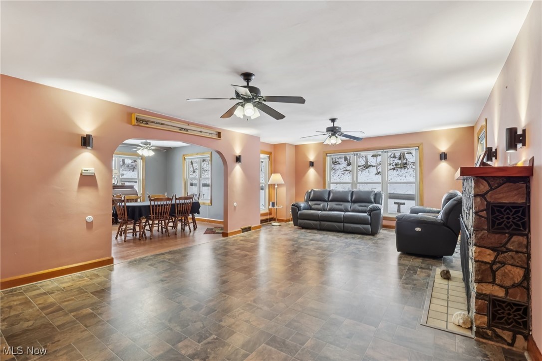 15369 Old Lincoln Highway East Liverpool OH 43920