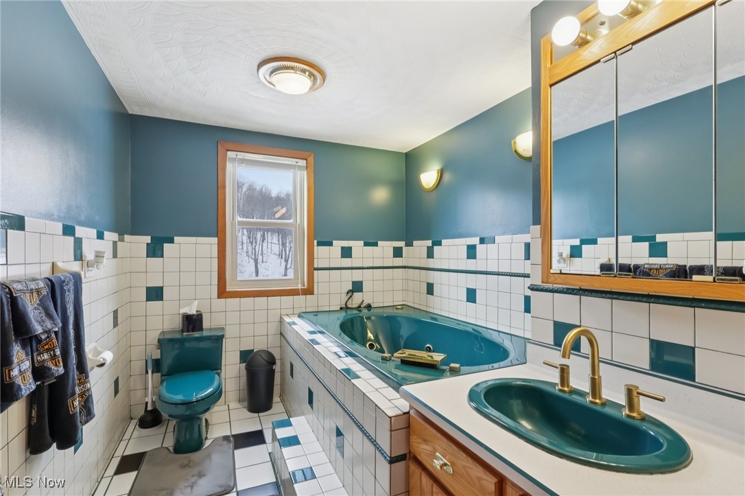 15369 Old Lincoln Highway East Liverpool OH 43920