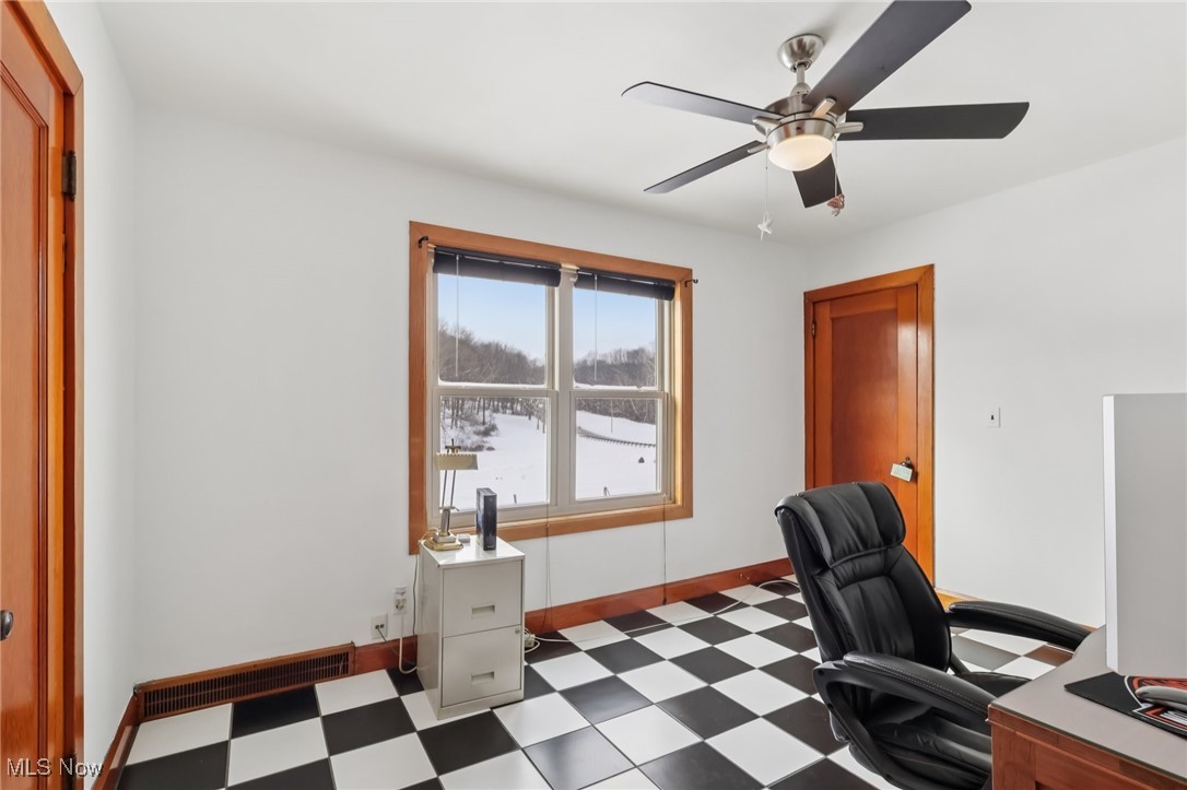 15369 Old Lincoln Highway East Liverpool OH 43920