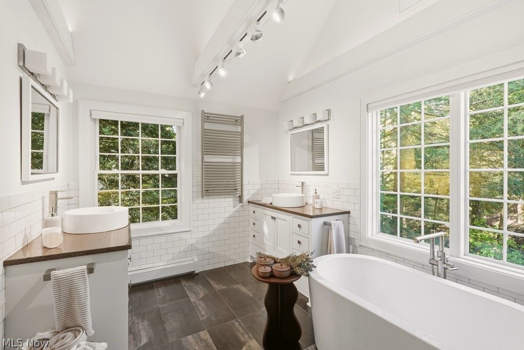 50 Park Lane Chagrin Falls OH 44022